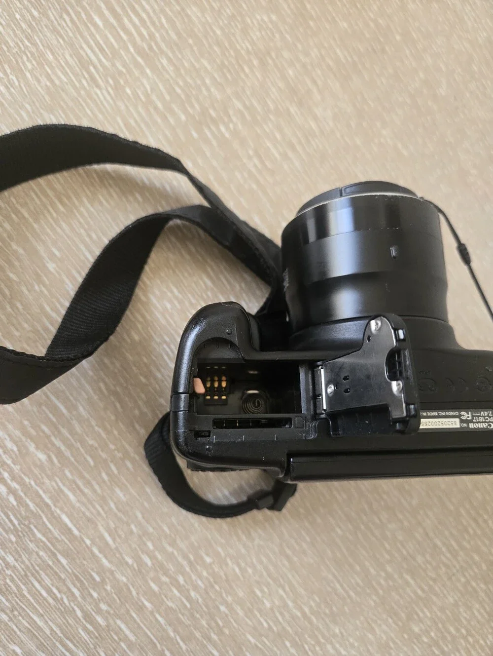 Canon PowerShot SX50 HS Superzoom Camera Bundle | Tested | Extras Included